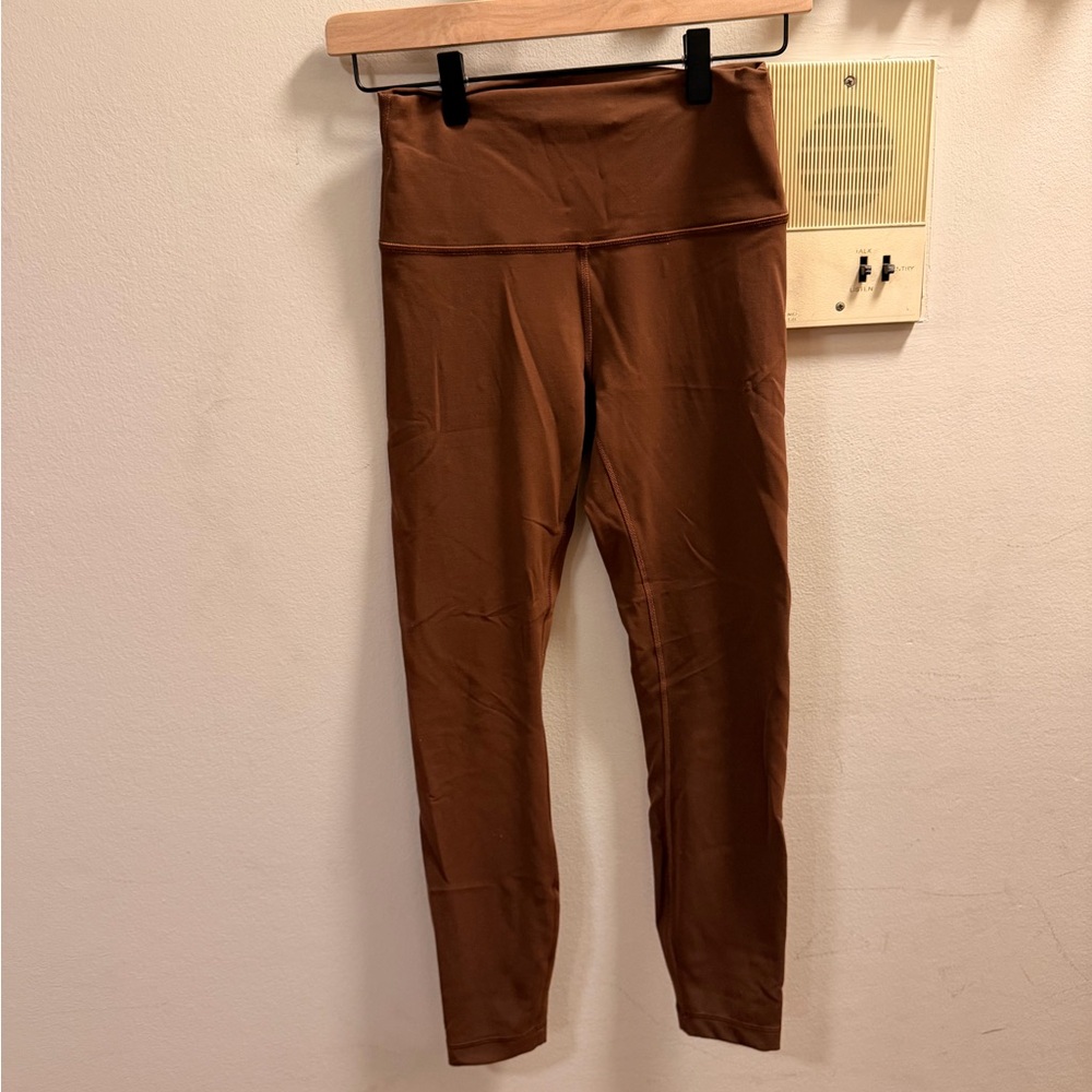 Lululemon Wunder Train High Rise 25” Legging in Java